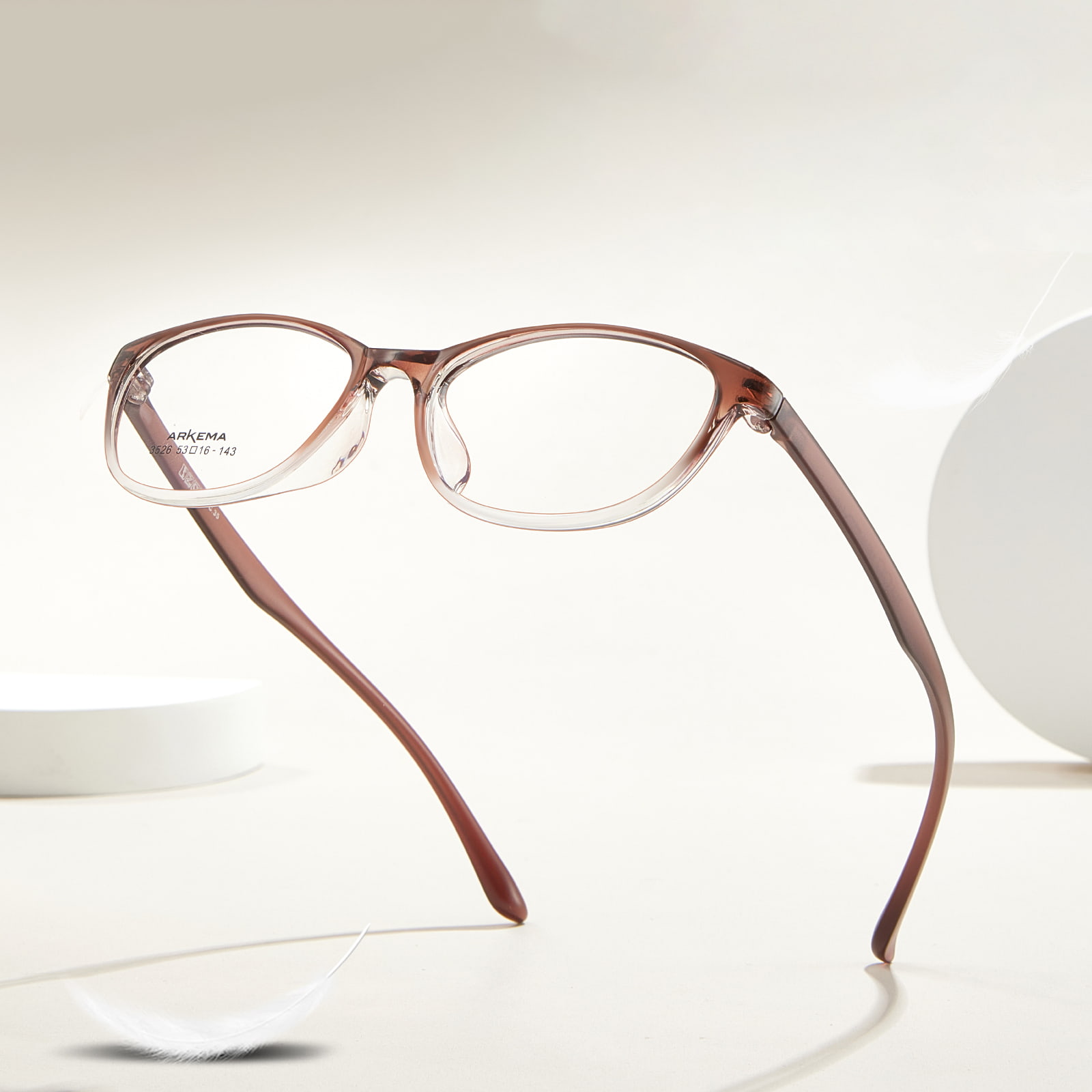 3526 Cat-Eye Frame TR90 szemüveghez passzol